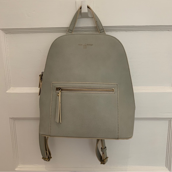 Adorable backpack in soft grey colour - Picture 1 of 9
